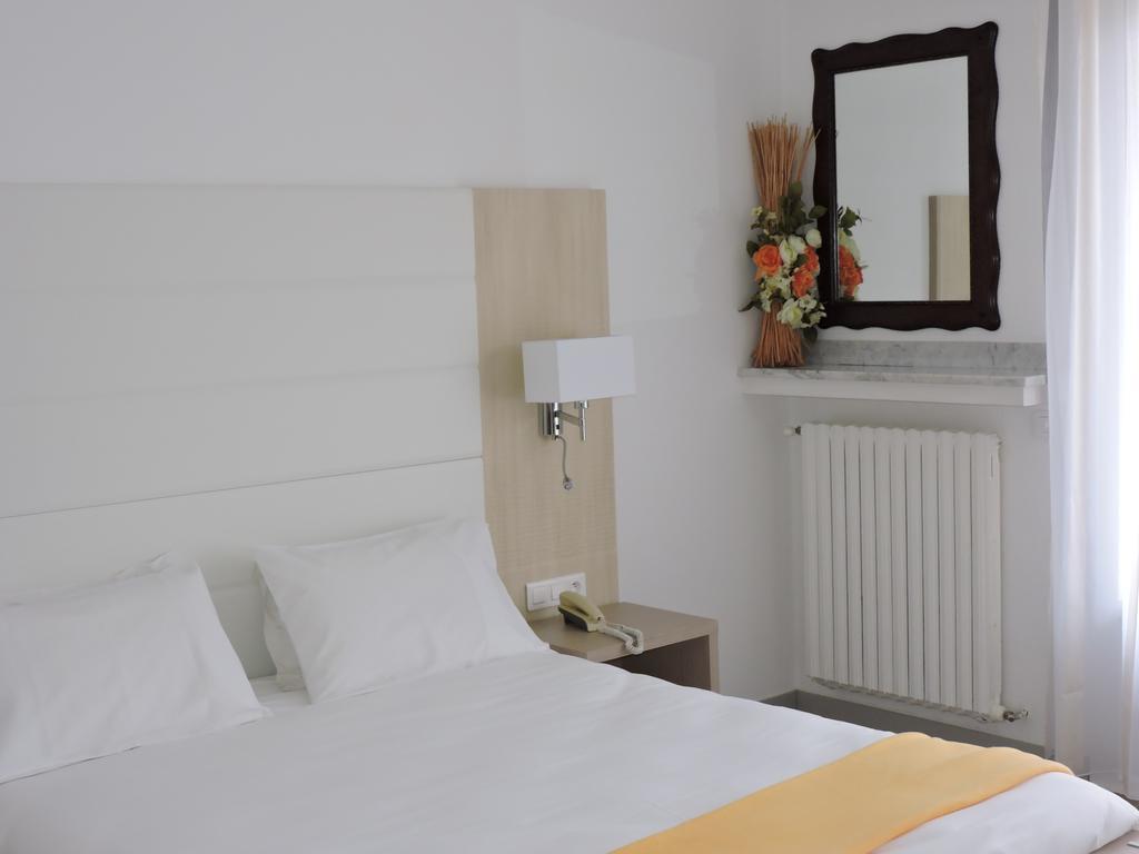 Hotel Uhainak Hendaye Εξωτερικό φωτογραφία
